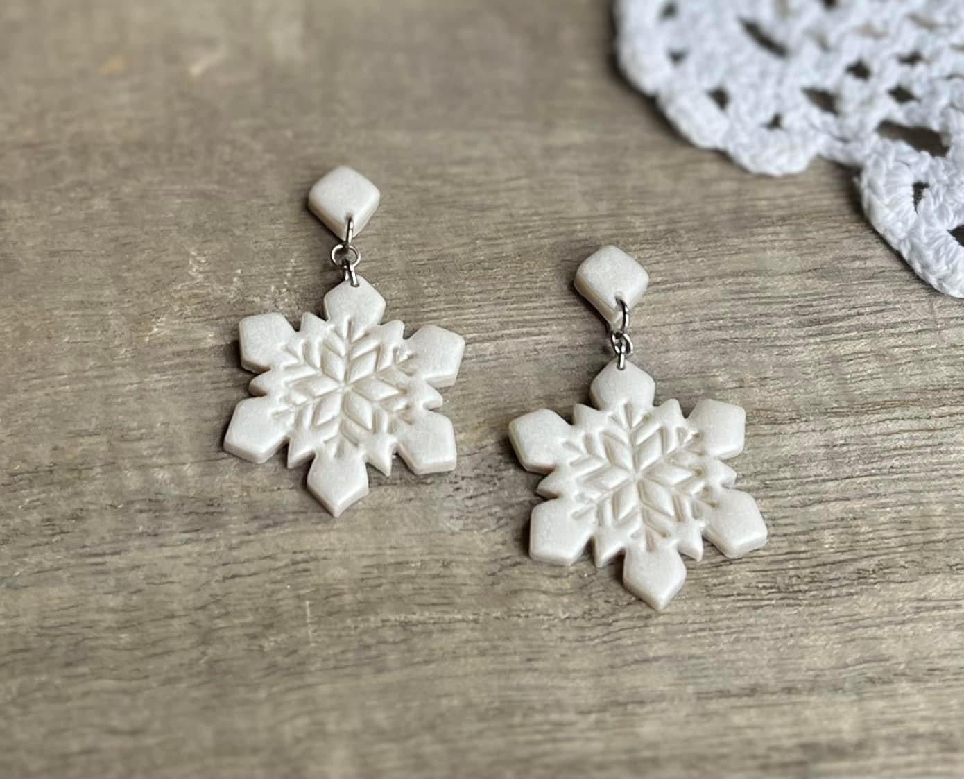 Snowflake Dangles